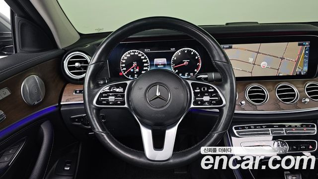 Mercedes-Benz E-Class (W213) E300 4MATIC Exclusive 2020 — фото 13