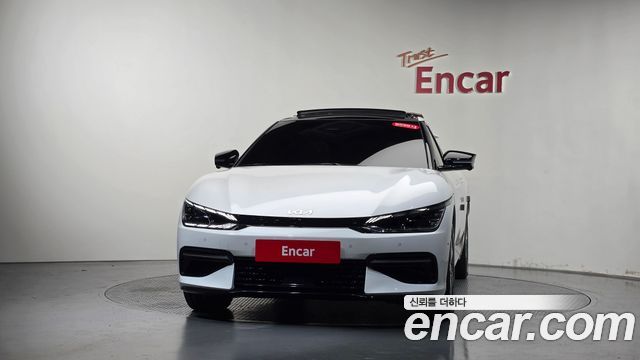 Kia EV6 Long Range 4WD GT Line 2023 — фото 3