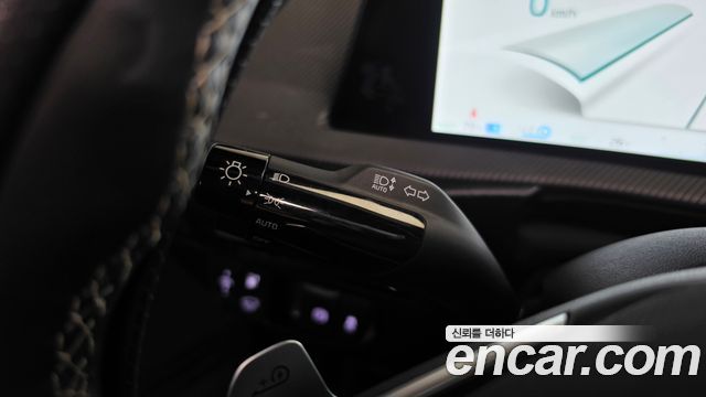 Kia EV6 Long Range 4WD GT Line 2023 — фото 30