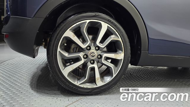KG Mobility (SsangYong) Tivoli LX 2WD HI-DLX 2016 — фото 5