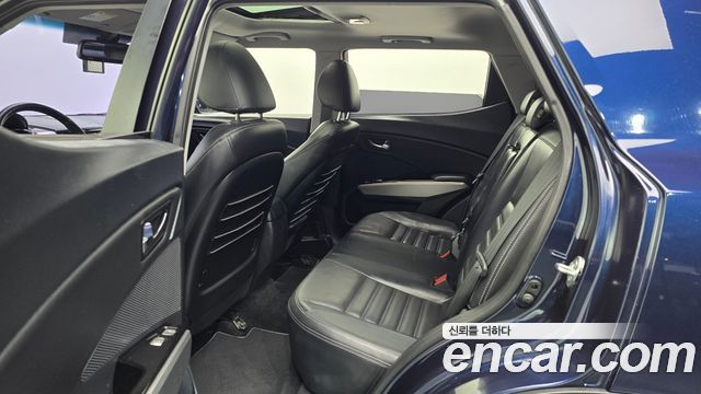 KG Mobility (SsangYong) Tivoli LX 2WD HI-DLX 2016 — фото 12
