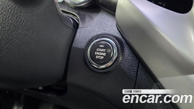 KG Mobility (SsangYong) Tivoli LX 2WD HI-DLX 2016 — фото 28
