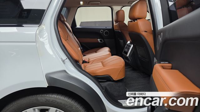 Land Rover Range Rover Sport (II) 3.0 SDV6 HSE Dynamic 2017 — фото 11