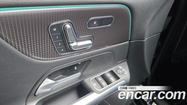 Mercedes-Benz EQA (H243) EQA250 AMG Line 2023 — фото 18