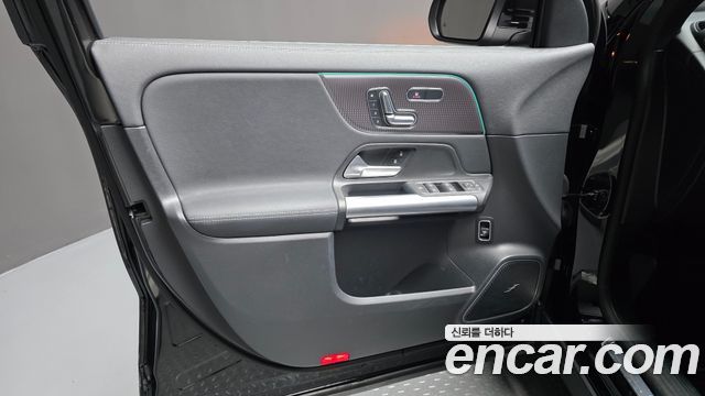 Mercedes-Benz EQA (H243) EQA250 AMG Line 2023 — фото 24