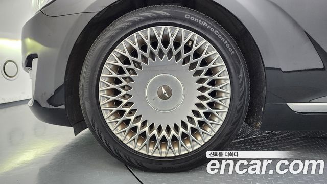 Genesis EQ900 3.3 T-GDI AWD Premiun Luxury 2017 — фото 5