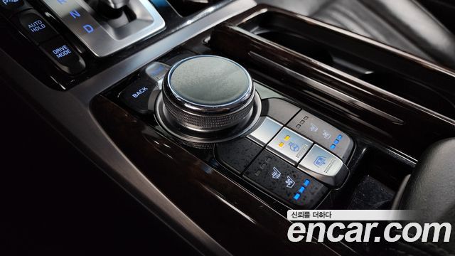 Genesis EQ900 3.3 T-GDI AWD Premiun Luxury 2017 — фото 15