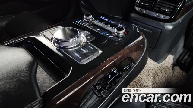 Genesis EQ900 3.3 T-GDI AWD Premiun Luxury 2017 — фото 19