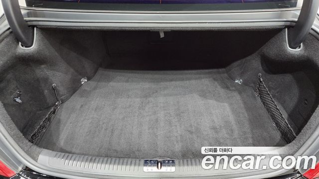 Genesis EQ900 3.3 T-GDI AWD Premiun Luxury 2017 — фото 20