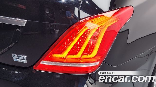 Genesis EQ900 3.3 T-GDI AWD Premiun Luxury 2017 — фото 23