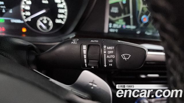Genesis EQ900 3.3 T-GDI AWD Premiun Luxury 2017 — фото 30