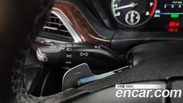 Genesis EQ900 3.3 T-GDI AWD Premiun Luxury 2017 — фото 34
