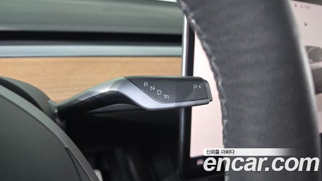 Tesla Model Y Long Range AWD 2022 — фото 9