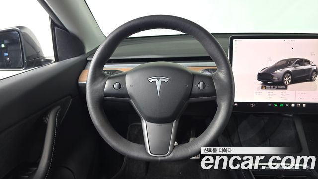 Tesla Model Y Long Range AWD 2022 — фото 17