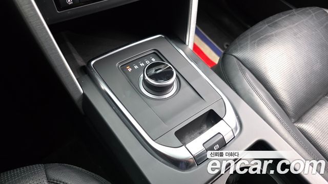 Land Rover Discovery Sport 2.0 TD4 SE (150PS) 2018 — фото 9
