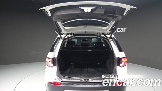 Land Rover Discovery Sport 2.0 TD4 SE (150PS) 2018 — фото 20