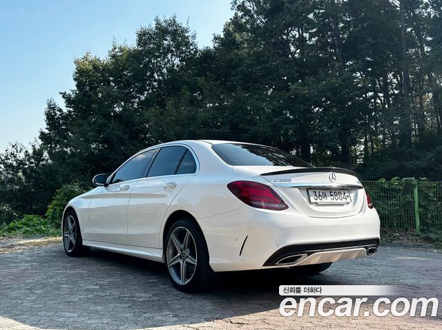 Mercedes-Benz C-Class (W205) C200 4MATIC AMG Line 2018 — фото 2