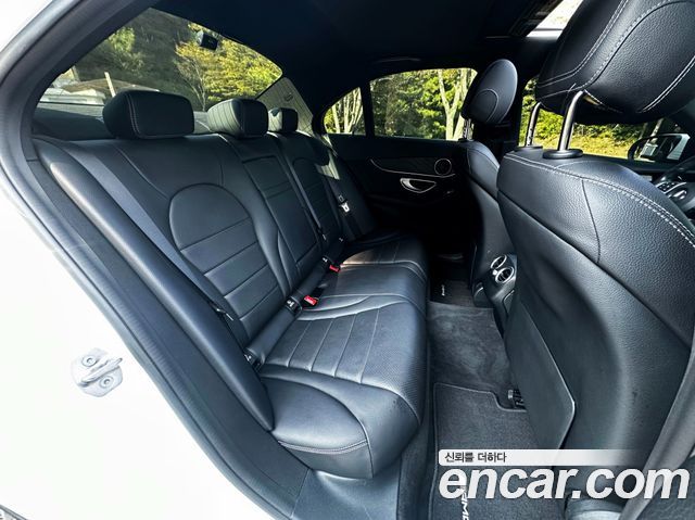 Mercedes-Benz C-Class (W205) C200 4MATIC AMG Line 2018 — фото 7