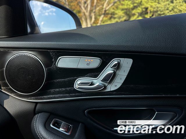 Mercedes-Benz C-Class (W205) C200 4MATIC AMG Line 2018 — фото 17