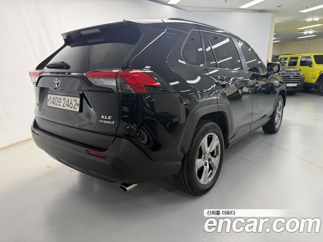Toyota RAV4 (V) 2.5 2WD Hybrid 2021 — фото 5