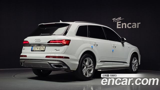 Audi Q7 (4M) 45 TDI Quattro Premium 2021 — фото 2