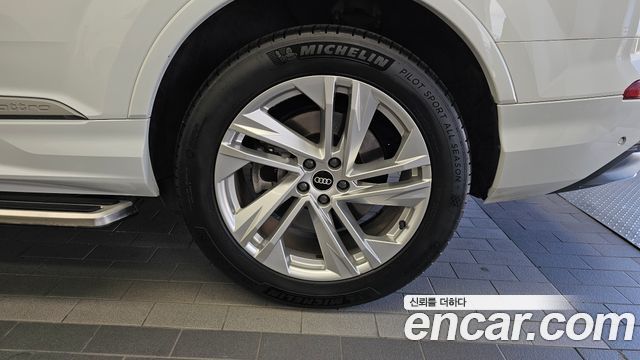 Audi Q7 (4M) 45 TDI Quattro Premium 2021 — фото 27