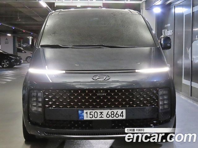 Hyundai Staria L3.5 Lounge 9-Seater Inspiration 2022 — фото 2