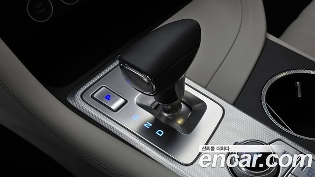 Genesis G70 Shooting Brake Gasoline 2.5T 2WD 2025 — фото 9