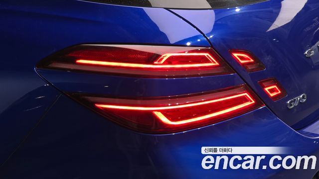 Genesis G70 Shooting Brake Gasoline 2.5T 2WD 2025 — фото 23