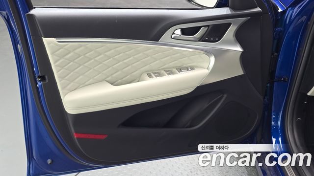 Genesis G70 Shooting Brake Gasoline 2.5T 2WD 2025 — фото 24