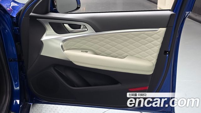 Genesis G70 Shooting Brake Gasoline 2.5T 2WD 2025 — фото 25