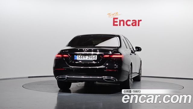 Mercedes-Benz E-Class (W213) E250 Avantgarde 2022 — фото 4
