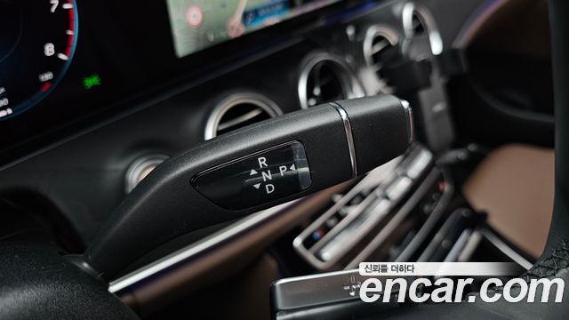 Mercedes-Benz E-Class (W213) E250 Avantgarde 2022 — фото 9