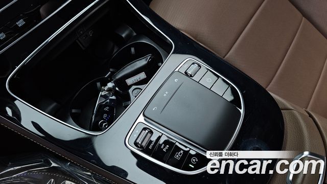 Mercedes-Benz E-Class (W213) E250 Avantgarde 2022 — фото 18