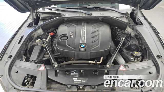 BMW 5 Series GT (F07) GT ED Edition 2015 — фото 6