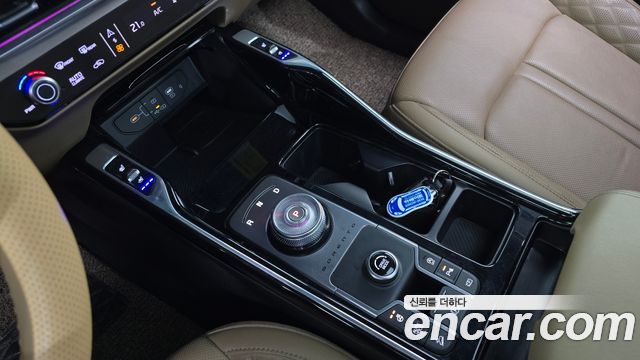 Kia Sorento (IV) Gasoline 2.5T 2WD Gravity 2024 — фото 9
