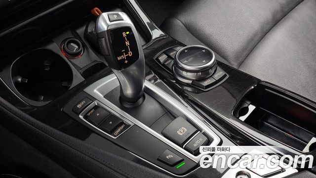 BMW 5 Series (F10) 520d Luxury 2014 — фото 9