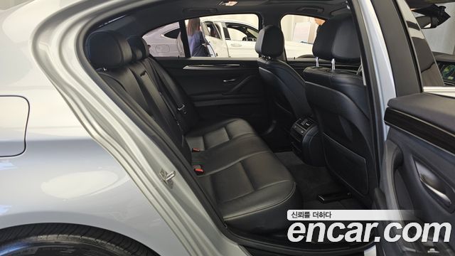 BMW 5 Series (F10) 520d Luxury 2014 — фото 12