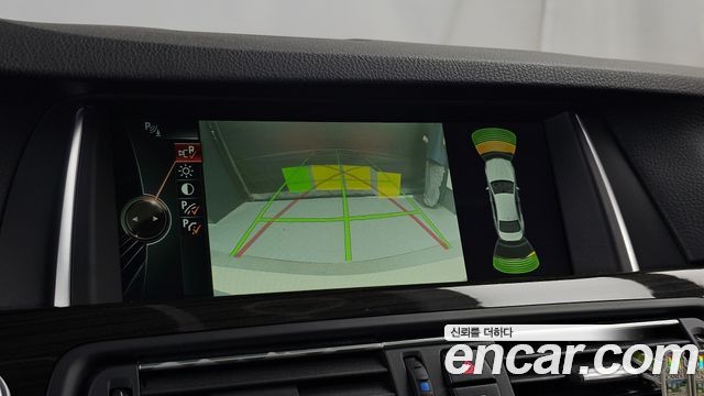 BMW 5 Series (F10) 520d Luxury 2014 — фото 15