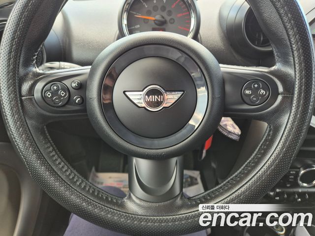 MINI Cooper D Countryman ALL4 1st 2016 — фото 15