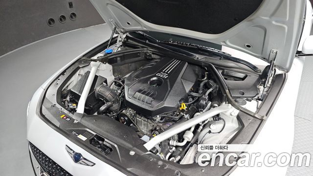 Genesis G70 Gasoline 2.0T 2WD 2021 — фото 6
