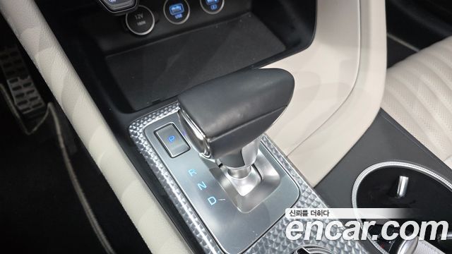 Genesis G70 Gasoline 2.0T 2WD 2021 — фото 9