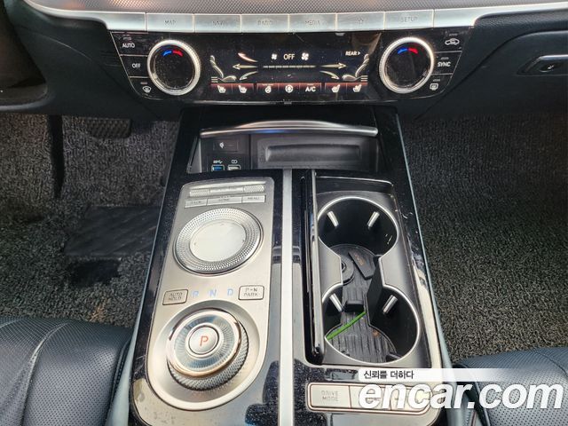 Genesis G80 (RG3) Gasoline 2.5 Turbo AWD 2022 — фото 17