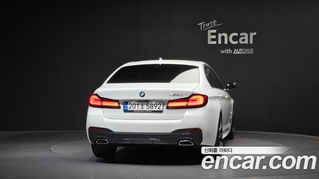 BMW 5 Series (G30) 523d M Sport 2023 — фото 4