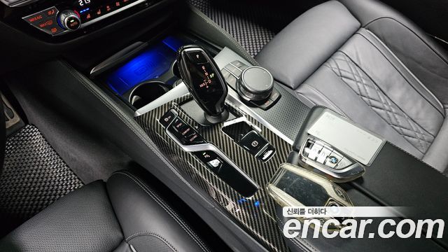 BMW 5 Series (G30) 523d M Sport 2023 — фото 9