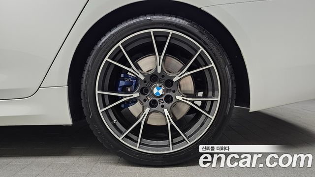 BMW 5 Series (G30) 523d M Sport 2023 — фото 21