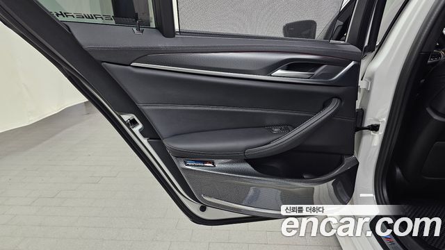 BMW 5 Series (G30) 523d M Sport 2023 — фото 25