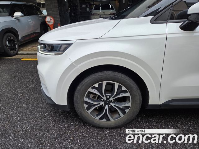 Kia Carnival (IV) Gasoline 9-seater Limousine(Special vehicle) 2023 — фото 5