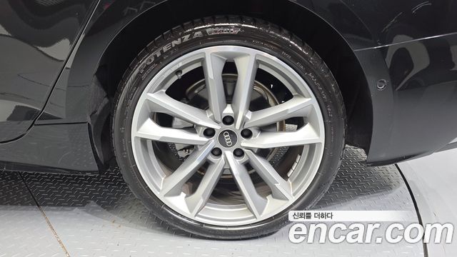 Audi A5 (F5) 40 TFSI Quattro Premium Sportback 2024 — фото 5