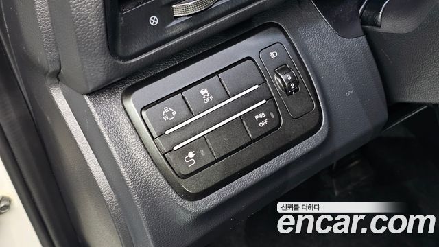 KG Mobility (SsangYong) Tivoli Air 1.6 RX 2WD 2017 — фото 22